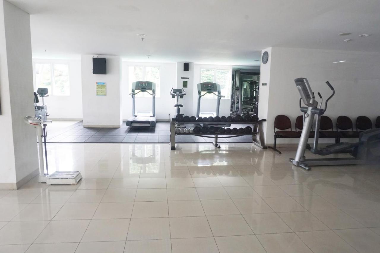 Spacious 1Br Dago Suites Apartment By Travelio Bandung Exterior photo